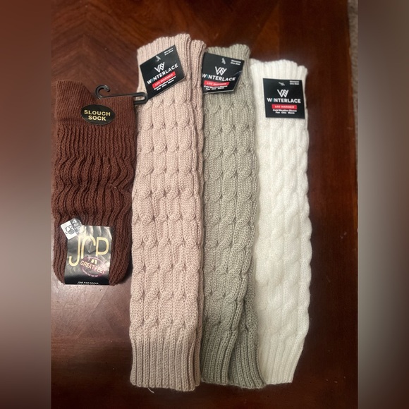 Bundle: Winterlace Cable Knit Leg Warmers and socks - Picture 9 of 9